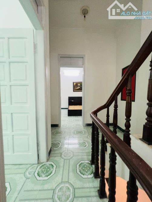 Bán nhà Phố Láng Hạ,Gần đường Láng,bệnh viện Nội Tiết Trung Ương,quận Đống Đa. Giá: 14,2 T