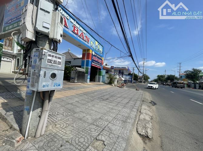 Bán Đất Mặt Tiền Đường 30 tháng 4 412.4M2 (8.37x49.17) - Giá: 26.5Tỷ