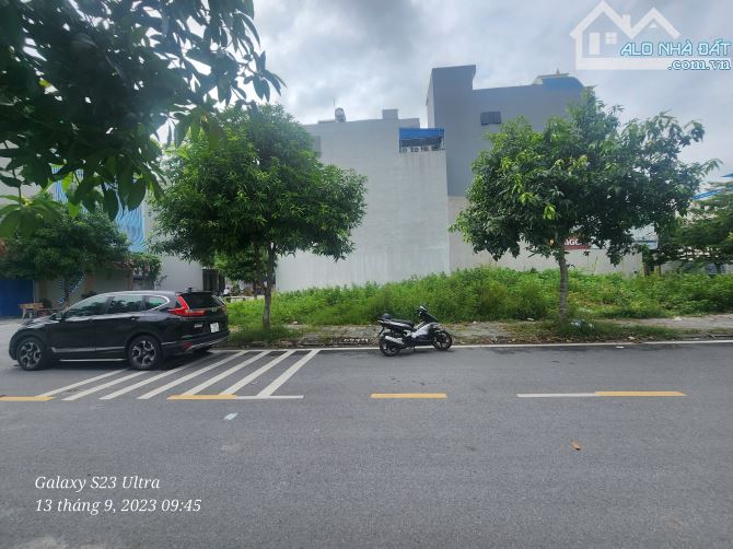 BÁN ĐẤT MẶT ĐƯỜNG KHU ĐÔ THỊ DỆT MAY - 1
