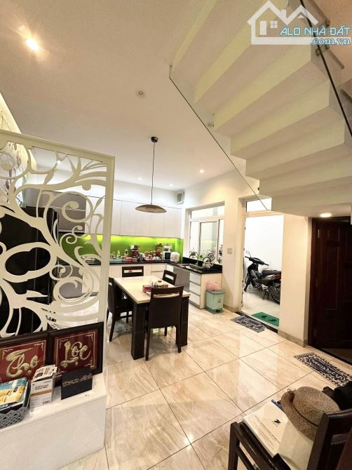 Giảm sâu 500 triệu, nhà Bình Thạnh, 80m2, 4PN, gần Bến xe miền Đông - 2