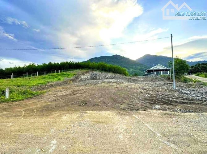 Bán đất Khánh Trung giá rẻ có thổ cư sau lưng trường tiểu học - cách Tỉnh Lộ 8B chỉ 300m