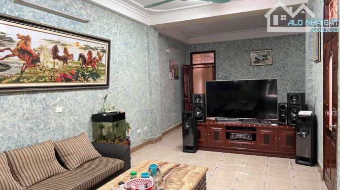 NHÀ MẶT ĐƯỜNG LÁNG, ĐỐNG ĐA, SÁT NGÃ TƯ SỞ 74M2 5T MT 7.1M, SIÊU RẺ 19 TỶ - 2