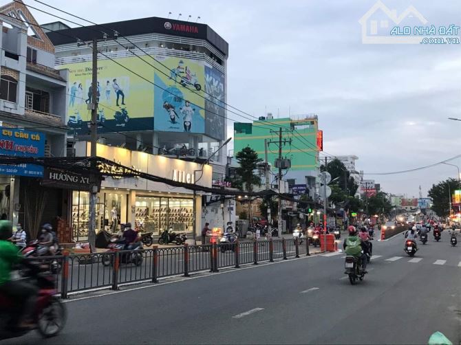 THU NHẬP 65TR THÁNG MT QUANG TRUNG 260M- ĐI ĐỊNH CƯ CHỐT BẤT CHẤP