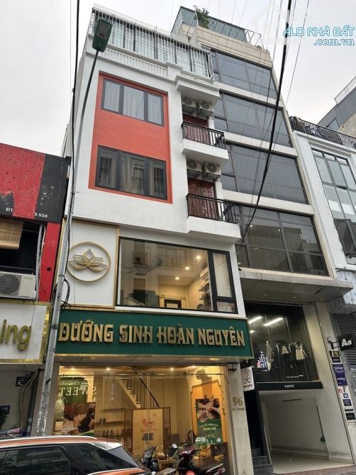 Bán mặt phố Trúc Bạch Ba Đình DT 250m2, 8 tầng, MT rộng giá chỉ 42.5 tỷ (CTL nhẹ)