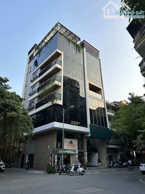 Bán liền kề vip ngõ 181 Nguyễn Lương Bằng - 120m2 - 5tầng - MT 5m - ba ô tô tránh - 21 tỷ
