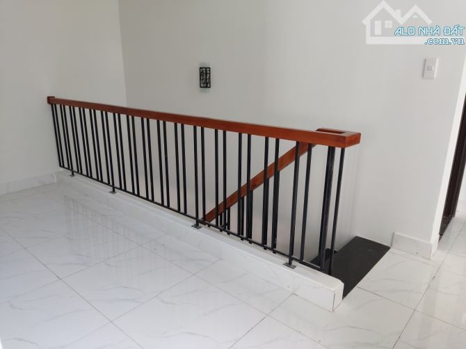 🔥CHỦ NGỘP BANK - BÁN GẤP NHÀ 2 TẦNG × 70M² - GIÁ CHỈ NHỈNH 2,X TỶ🍀 - 1