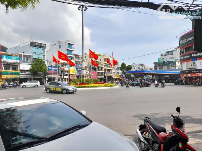 Cho thuê nhà 3 tầng mặt tiền kinh doanh sầm uất đường Thái Nguyên, trung tâm tp Nha Trang