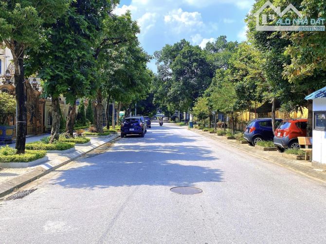⚜️ BIỆT THỰ KHU ĐÔ THỊ CẦU BƯƠU, TÂN TRIỀU, THANH TRÌ 360M2 4T MT 20M, GIÁ ĐÀU TƯ CHỈ 34