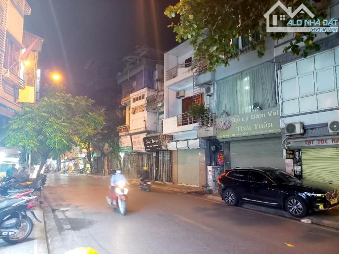 (NHÀ PHỐ) Bán Nhà THUỴ KHUÊ, TÂY HỒ 52m2, 16.5 Tỷ.