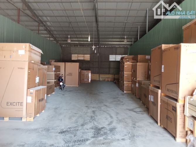 Cho Thuê Kho 300m2 Quận 7 - Vị Trí xe container ra vào, Giá Cực Tốt!