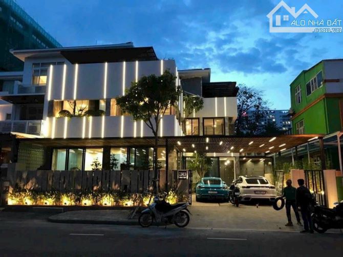 Bán Nhà MT Nguyễn Đình Chiểu Đa Kao Quận 1 - 20x53m Trệt 3 Lầu, HĐ Thuê 350 triệu 500 Tỷ