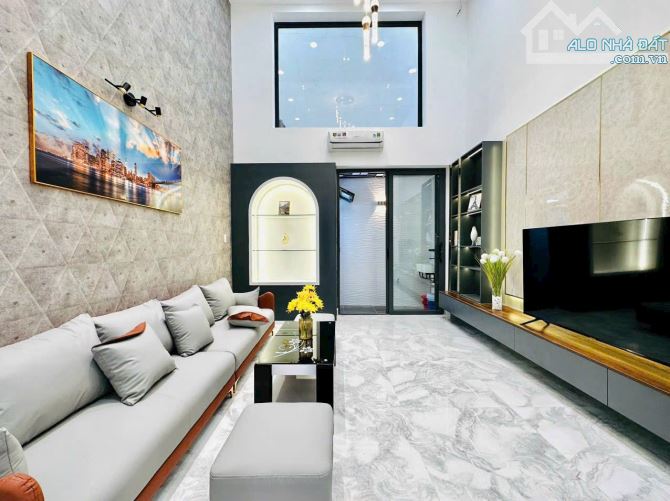 Nhà Full Nội Thất💦Hẻm Xe Hơi💦Phạm Văn Chiêu P9💦4x17m 3 Lầu 5pn 5wc💦18 triệu - 2