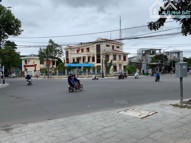 Bán lô đất hơn 1000 m ngay mặt tiền trung tâm tp quảng Ngãi giá ngợp bank - 3