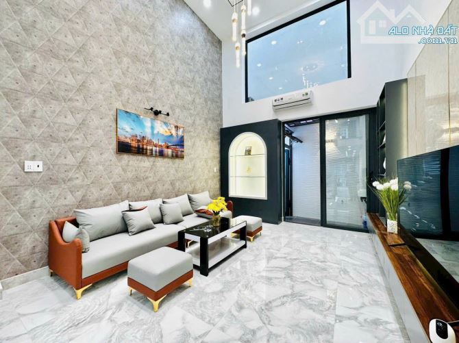 Nhà Full Nội Thất💦Hẻm Xe Hơi💦Phạm Văn Chiêu P9💦4x17m 3 Lầu 5pn 5wc💦18 triệu - 6