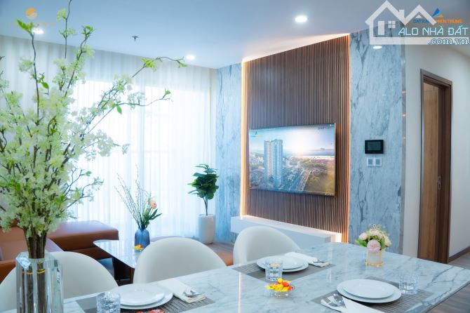 Thiện chí bán lỗ 1 tỷ căn hộ cao cấp 82m mặt tiền biển Mỹ Khê Đà Nẵng, sổ hông lâu dài
