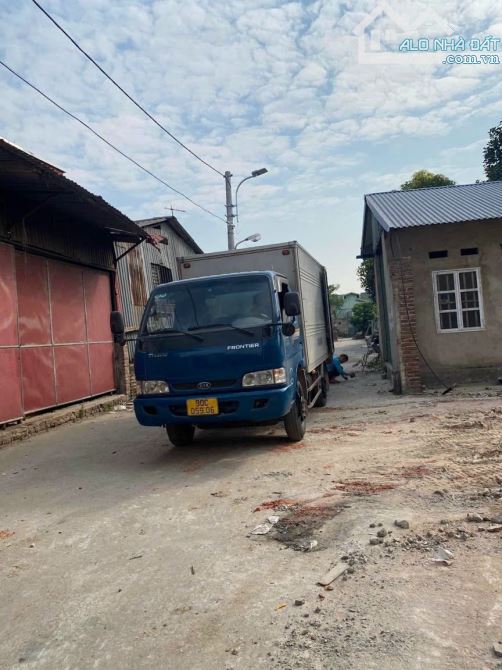 SỐC MẶT PHỐ  Ô TÔ ĐỖ TRÁNH - HƯƠNG MẠC - CHỦ BÁN GẤP LÔ ĐẤT  2.3 TỶ  210M2  X 9M - 2