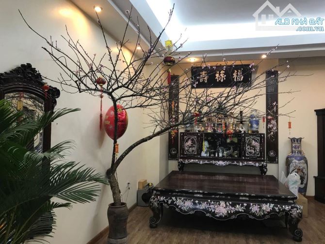 Mặt phố siêu to, lô góc 3 thoáng, vỉa hè đá bóng, Ngô Gia Tự, Long Biên, 380m, MT12. - 3