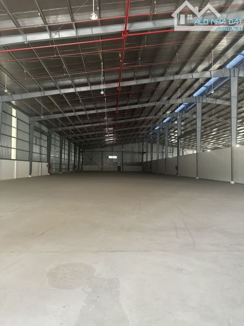 Cho thuê Kho - Xưởng mt Nguyễn Duy Trinh. p Phú Hữu, Q9 -  Diện tích: 600m2. 30tr/th