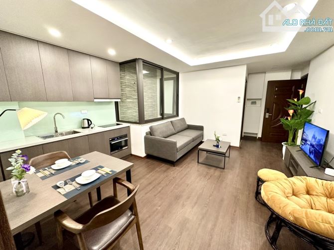 Bán CHDV phố Nguyễn Trãi, 100m2x8T thang máy MT6.5m, 24P, ô tô, GPXD+PCCC 1.6 tỷ/năm - 1