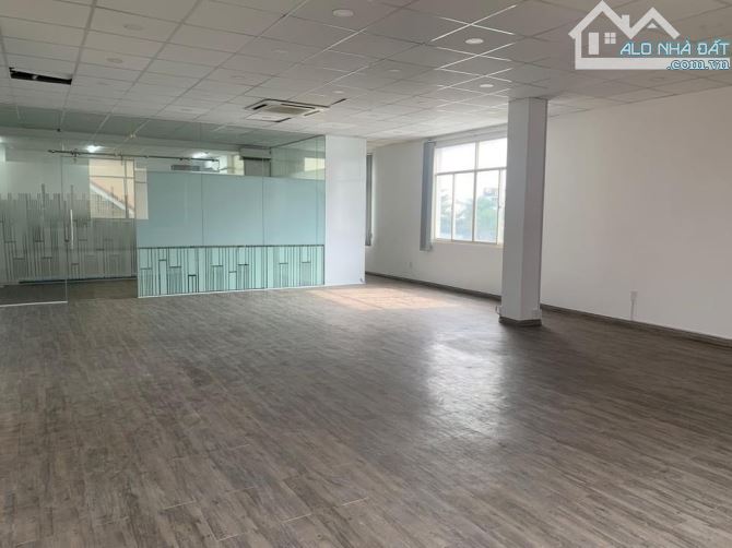 VP 70m2 - 180m2 - Nguyễn Văn Hưởng, khu Thảo Điền, Q. 2 (TP. Thủ Đức), sàn mới, thoáng - 4