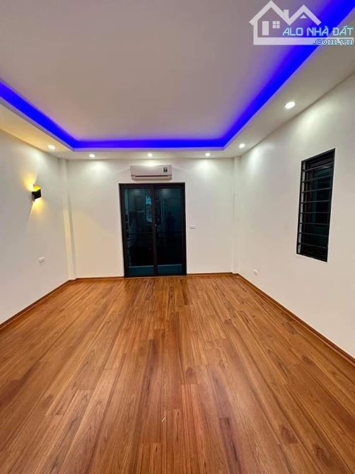 Bán nhà Ngõ 294 Minh Khai Ô tô qua cửa Dt 33m Mt 4m Giá 4,3 tỷ - 4