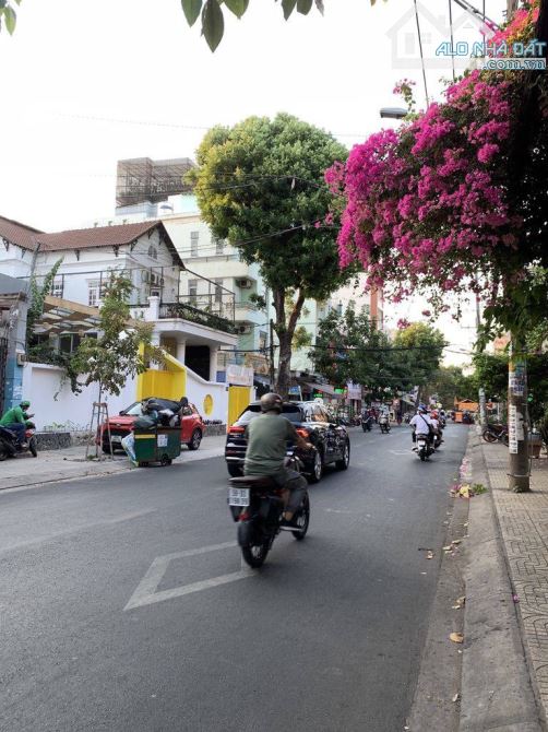 CHO THUÊ NHÀ ĐƯỜNG TÂN QUÝ,Q TÂN PHÚ, 3 TẦNG HẺM XE HƠI ,CHỈ 15 TRIỆU