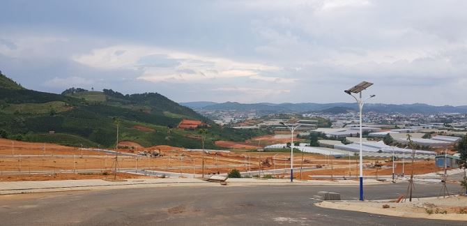 Bán đất KĐT Lang Biang Town siêu đẹp, vị trí trên cao, view toàn bộ khu TTTM- TT Lạc Dương