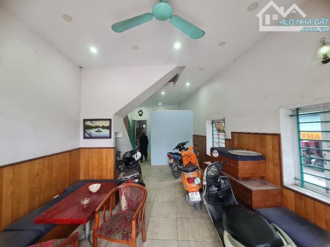 Bán Nhà Mặt Phố Ngọc Hồi, 50m2, 3 Tầng, Giá 5.5 Tỷ, Vỉa Hè Rộng,  Lô Góc, Kinh Doanh Đỉnh - 1