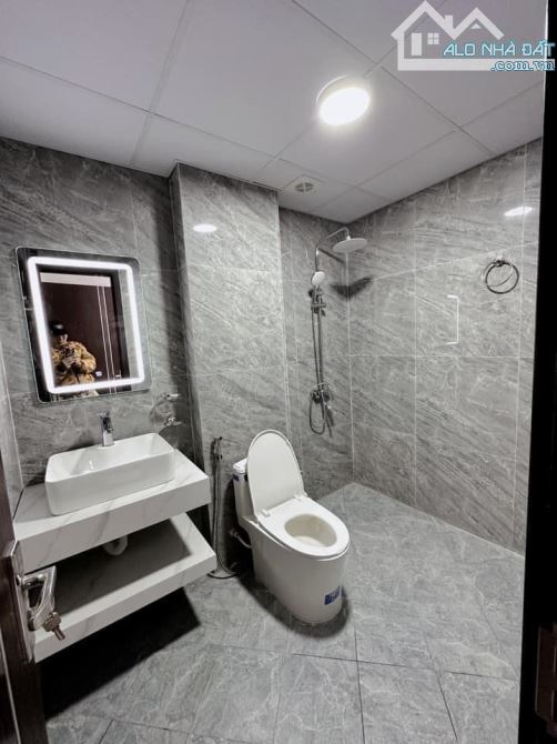 Bán nhà Văn Quán, 50m2, nhà 6 tầng, 2 thoáng, ô tô tránh, giá chào 8.2 tỷ còn thương lượng - 7