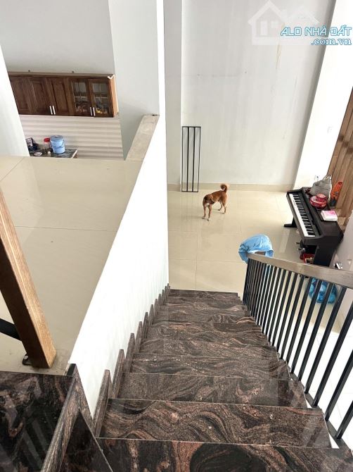Hẻm xe hơi Phường 2, Tân Bình, 4 tầng giá 9ty5 Thương lượng