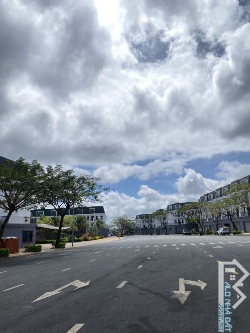 Cho thuê nhà KĐT EcoCity - BMT