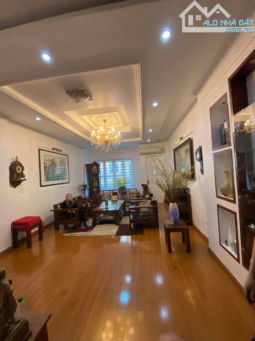 BÁN GẤP HÀNG HIẾM PHÂN LÔ KHU TRUNG HÒA DT52m2 Ô TÔ MẶT TIỀN ĐẸP, KINH DOANH - 1