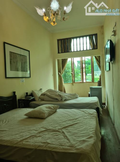 Bán Gấp nhà Mặt Phố Lãn Ông, 52 tỷ 60m2 3 tầng MT5m