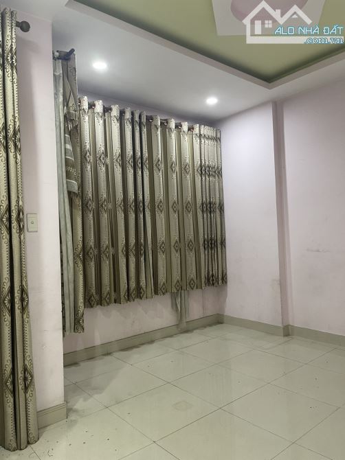 Bán mặt tiền kinh doanh 1T3L đường Lê Văn Việt Tăng Nhơn Phú A. 70m2/17 tỷ. - 2