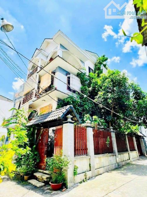 Bán gấp Biệt thự 4 tầng, mặt tiền đường số Nguyễn Thị Định, Q.2, 164m2, chỉ 14,5 tỷ TL