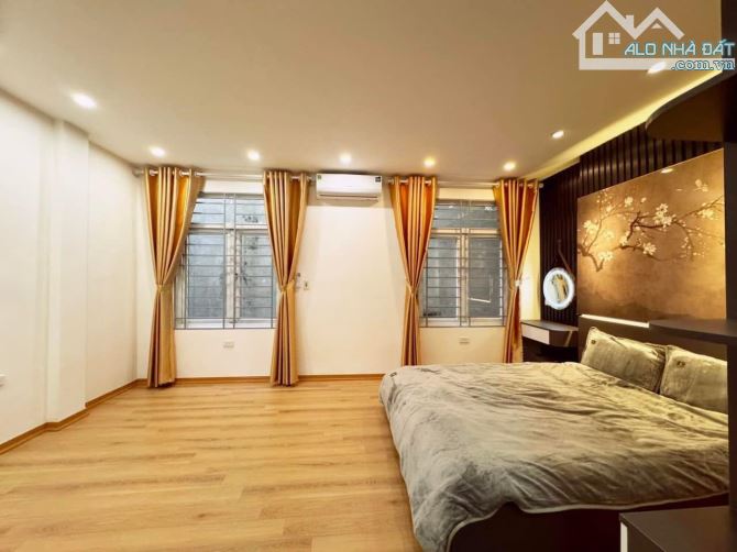 Bán nhà phố Dịch Vọng,Cầu Giấy, Mới kính koong,6 tầng full Nội thất, Ngõ rộng,Thoáng - 2