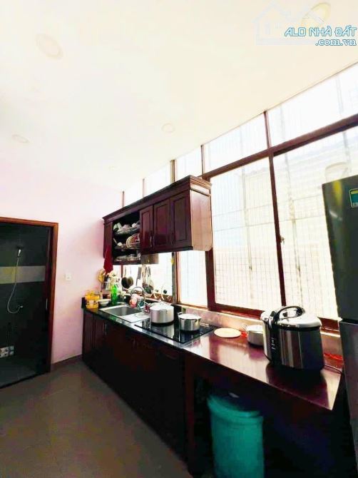 Bán gấp Biệt thự 4 tầng, mặt tiền đường số Nguyễn Thị Định, Q.2, 164m2, chỉ 14,5 tỷ TL - 4