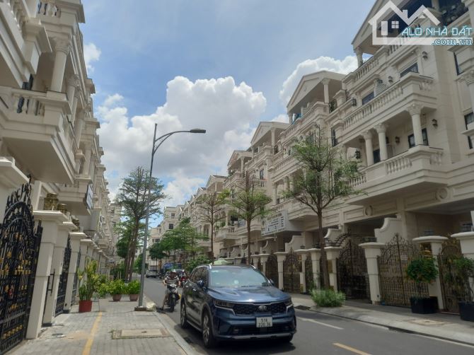 Biệt Thự 💦Cityland Park Hills💦 Phan Văn Trị P10💦6X20M.Hầm 4 Lầu Thang Máy💦7PN.38 TRIỆU - 1