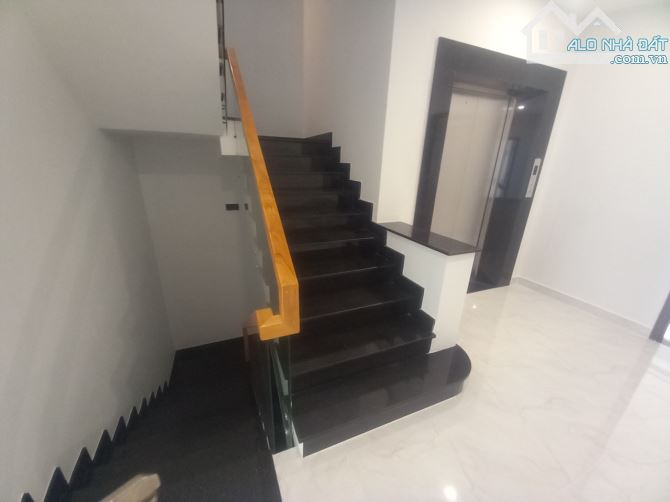 Biệt Thự 💦Cityland Park Hills💦 Phan Văn Trị P10💦6X20M.Hầm 4 Lầu Thang Máy💦7PN.38 TRIỆU - 17