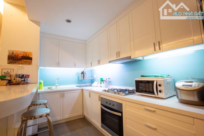Cần bán gấp CC Đất Phương Nam Q.BT. DT 141m2, 2P, 2WC. Giá bán 4,5 tỷ - 1