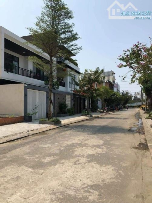 Bán đất mặt tiền (10m) Khuê Mỹ Đông 5, DT: 175m2 sát Hồ Xuân Hương giá 9 tỷ - 1