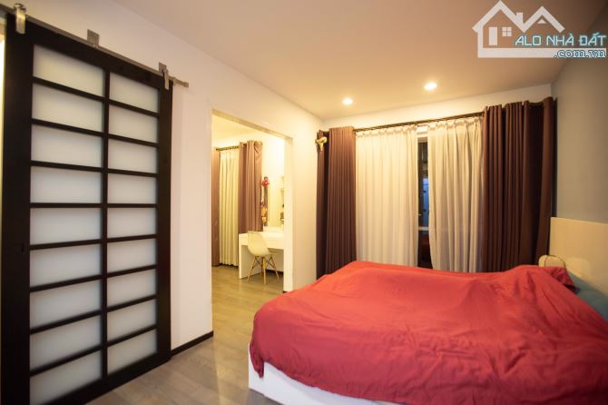 Cần bán gấp CC Đất Phương Nam Q.BT. DT 141m2, 2P, 2WC. Giá bán 4,5 tỷ - 4