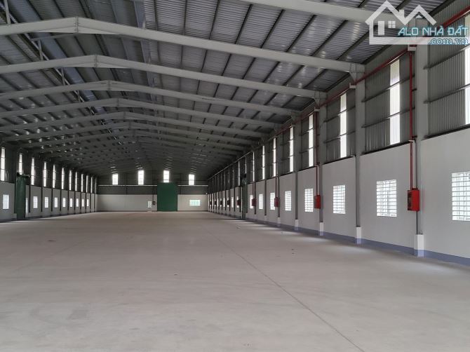 Cho thuê 3.800 m2 Kho xưởng mới ,Tân Uyên Bình dương đường lớn giá rẻ - 3
