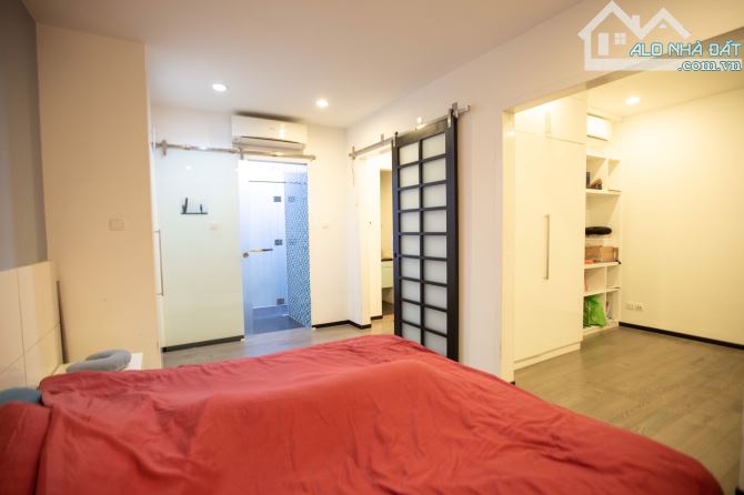 Cần bán gấp CC Đất Phương Nam Q.BT. DT 141m2, 2P, 2WC. Giá bán 4,5 tỷ - 7