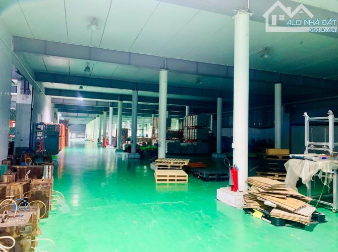 Cho thuê 2.500-3.000m2 kho có PCCC gần đường 5 - 2