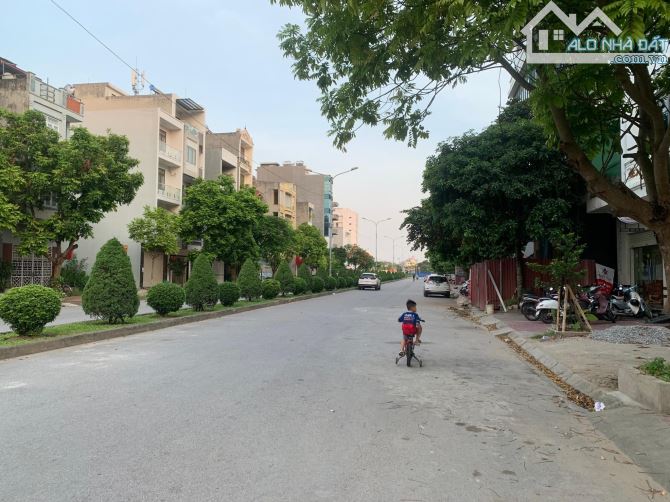 🌹Bán đất đường đôi 30m lô 26-27 Lê Hồng Phong - 2