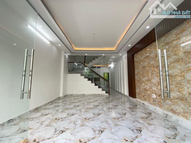 🏠 Cần bán Nhà 3 tầng 54m2 mặt ngõ tuyến 2 chợ Hoàng Mai ,Đồng Thái AD giá 1,95 tỷ