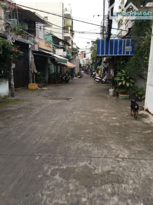 **Ô TÔ ĐẬU ĐỖ SÁT NHÀ - DƯƠNG BÁ TRẠC, QUẬN 8 - 4x14M - NỞ HẬU NHẸ - CHỈ 4 T.Ỷ HƠN**