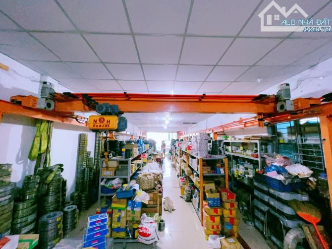 Mặt tiền QL1A phường Tân Biên, TP.Biên Hoà. Hơn 300m2 sổ riêng full tc. Giá chỉ 13,5 tỷ