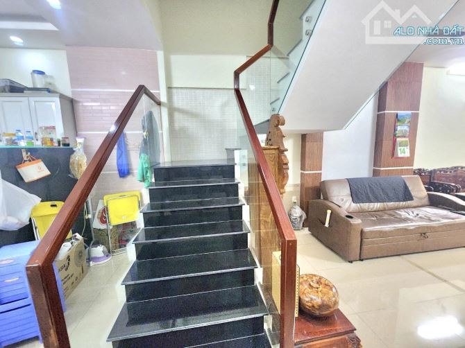 Hẻm xe hơi Tân Phú, 4 tầng giá 7ty7 - 1